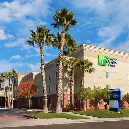 Holiday Inn Express Hotel & Suites Vacaville By Ihg Exteriör bild
