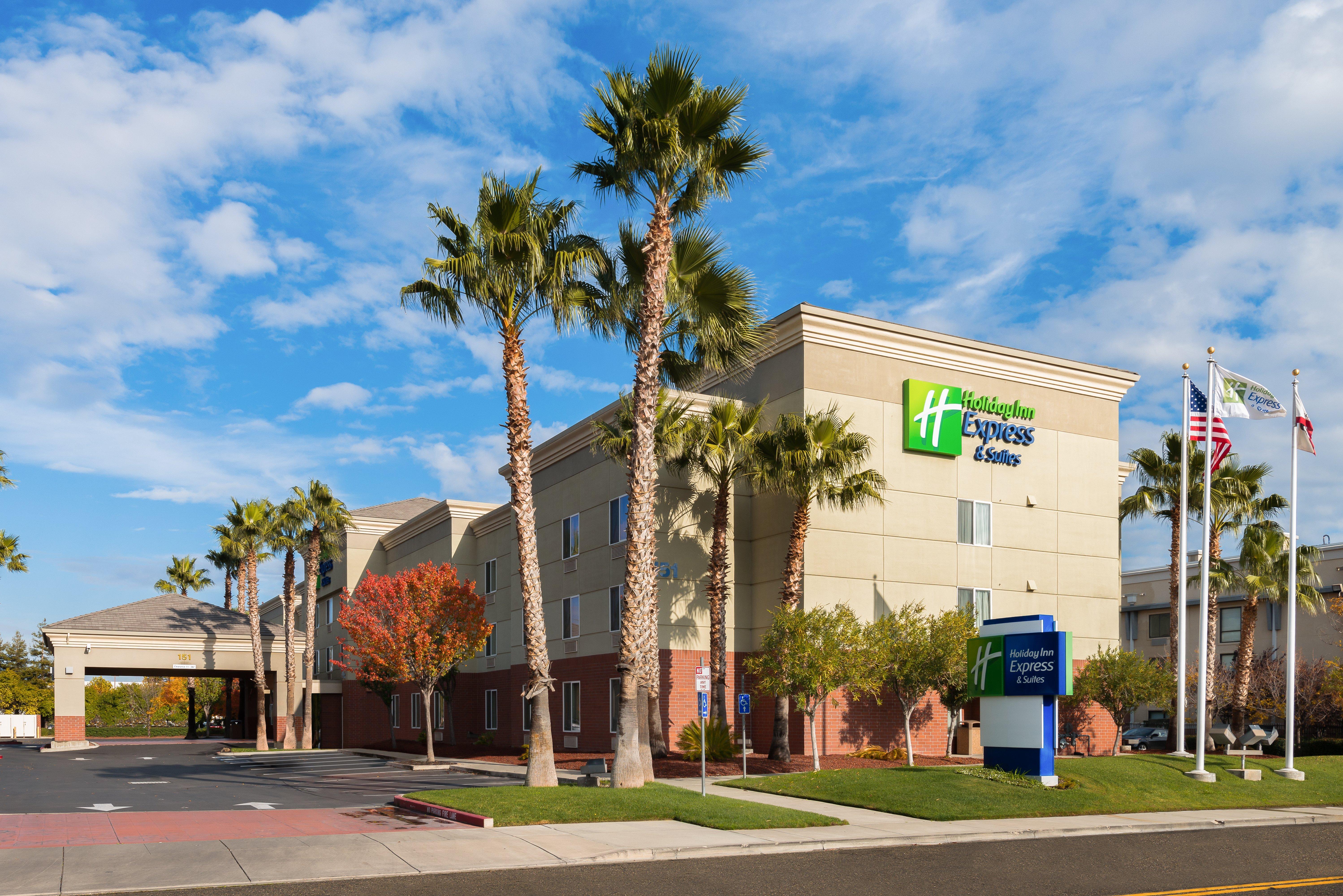Holiday Inn Express Hotel & Suites Vacaville By Ihg Exteriör bild
