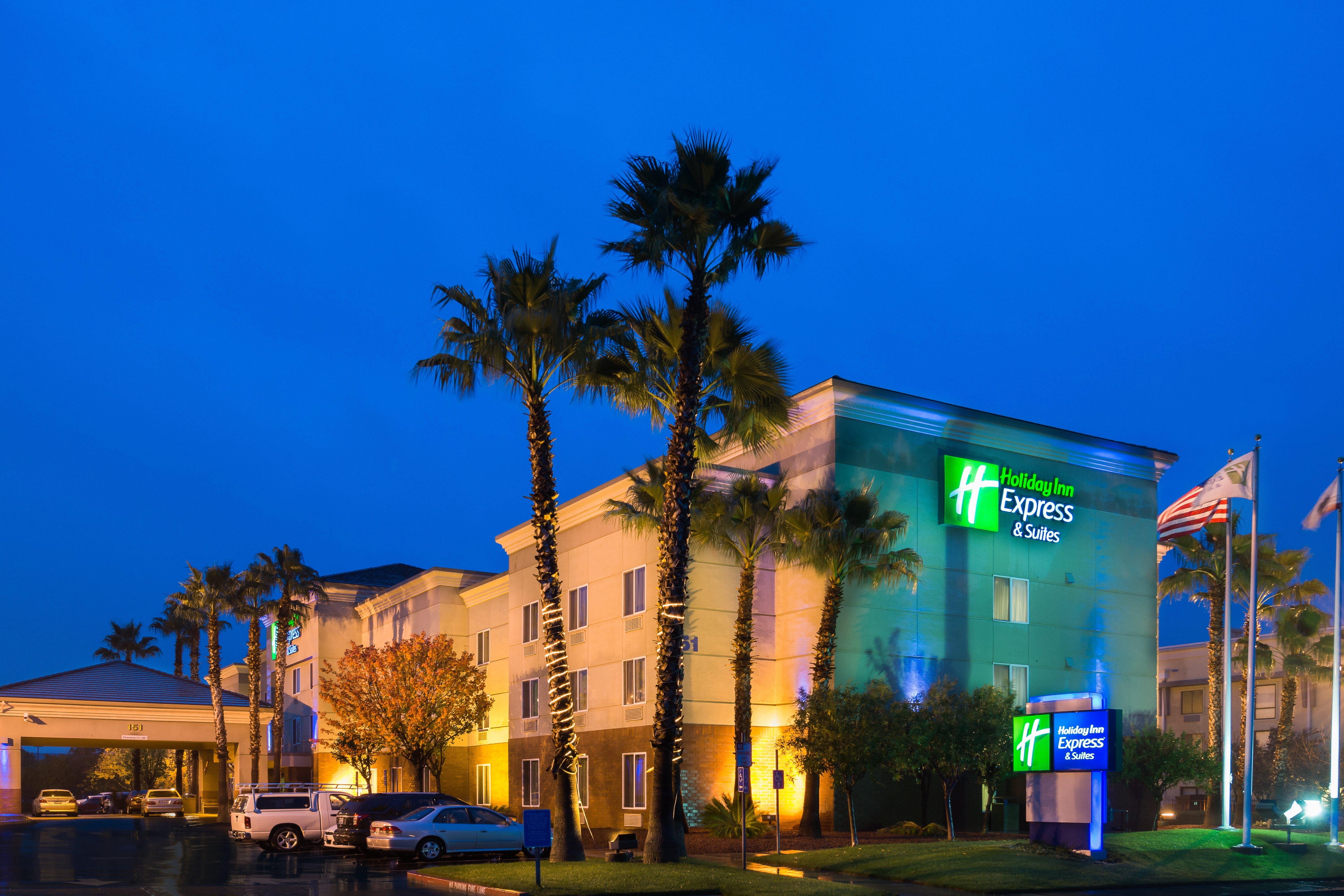 Holiday Inn Express Hotel & Suites Vacaville By Ihg Exteriör bild