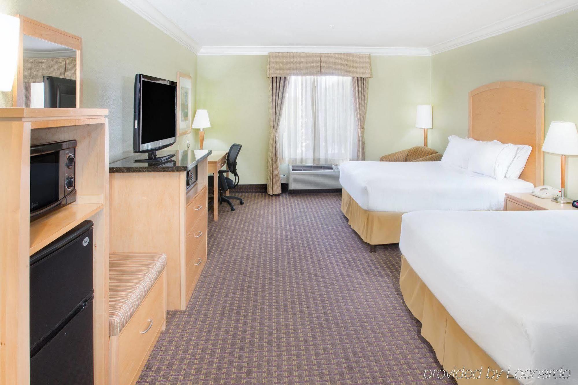Holiday Inn Express Hotel & Suites Vacaville By Ihg Exteriör bild
