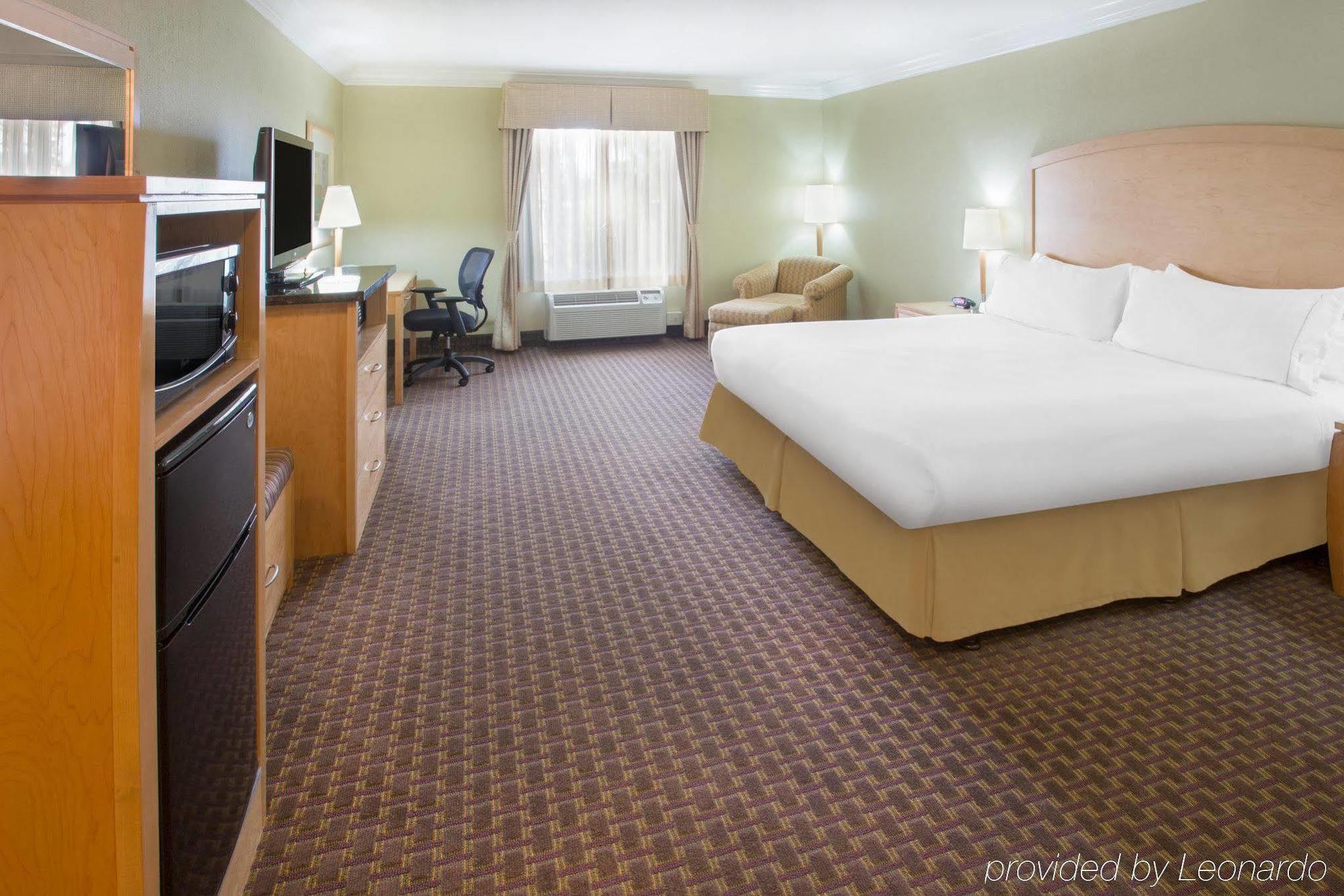 Holiday Inn Express Hotel & Suites Vacaville By Ihg Exteriör bild